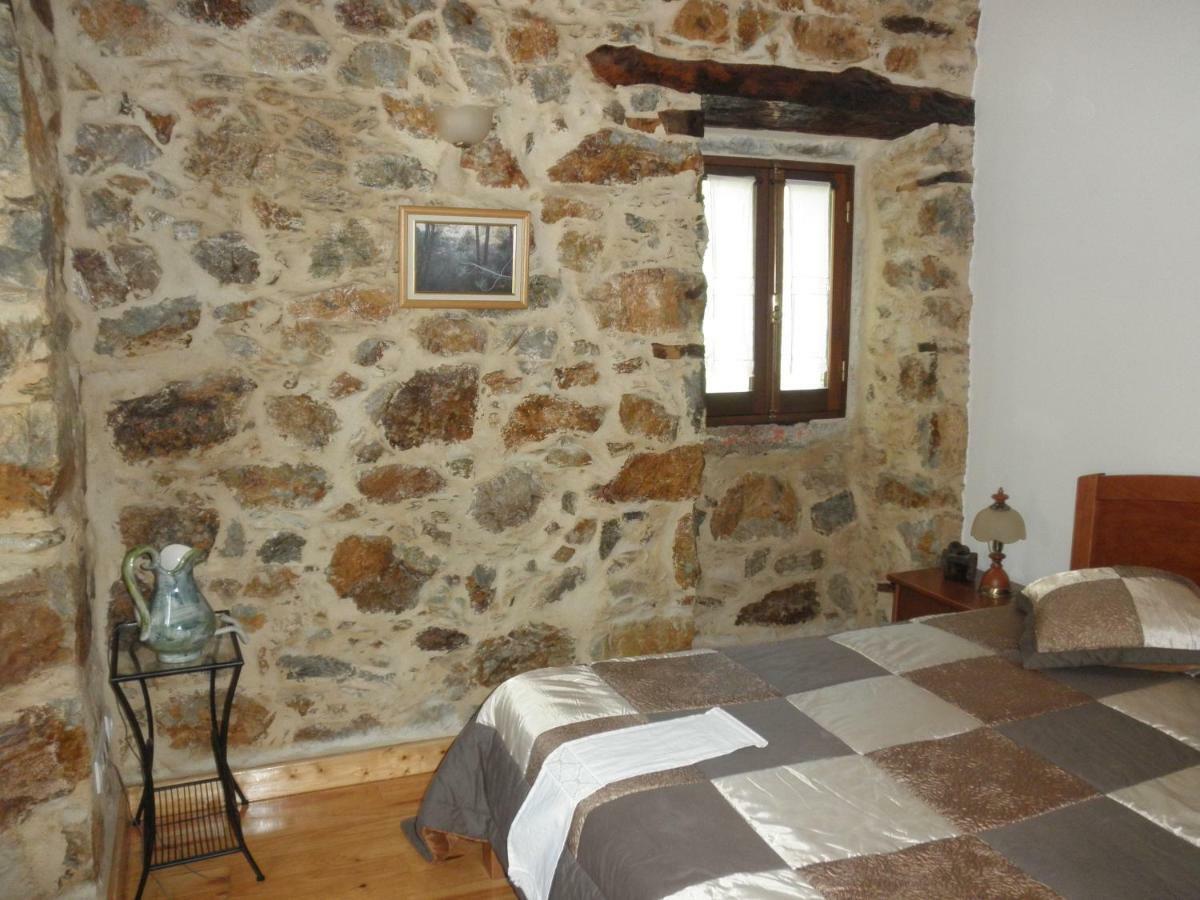 Casa Velha Villa Figueiro Dos Vinhos Exterior foto